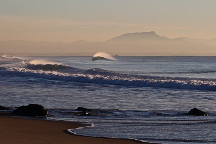 De belles vagues à Capbreton, à l’automne.